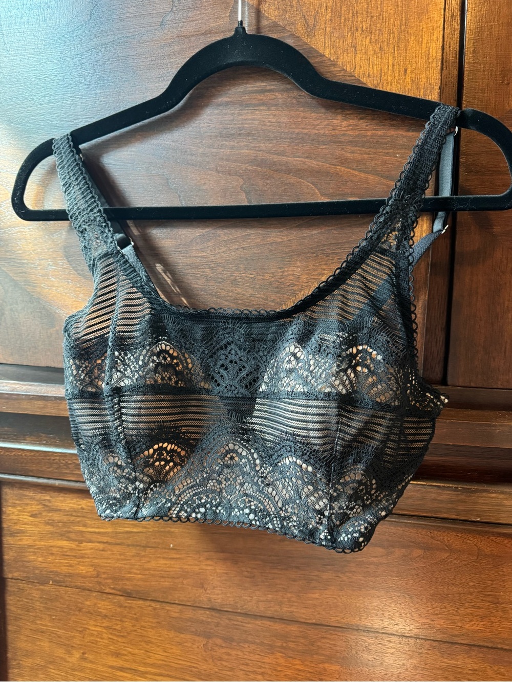 NWOT Victoria’s Secret Dream Angels Black Lace Bra Bralette 34D